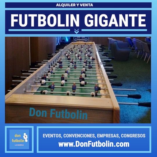 Alquiler de Futbolín Gigante